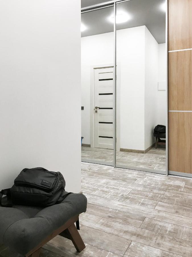 Lion King Lesya Ukrainka Apartment Lviv Ngoại thất bức ảnh