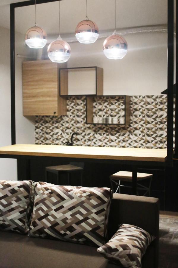 Lion King Lesya Ukrainka Apartment Lviv Ngoại thất bức ảnh